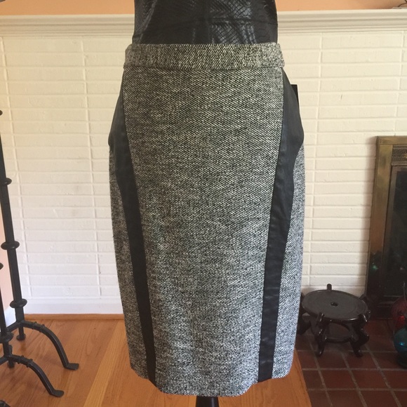 DKNY Lambskin Leather & Tweed 2PC - Combined Price - Picture 4 of 8